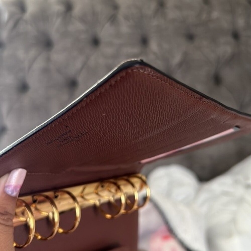 Louis Vuitton MM Monogram Agenda (Medium size) 6 ring Personal Size - Picture 6 of 13